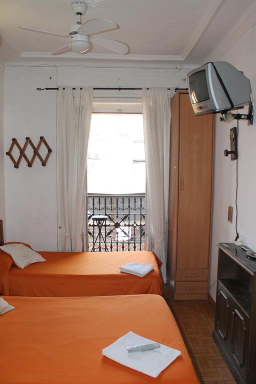 Hostal Graciela Madrid Phòng bức ảnh
