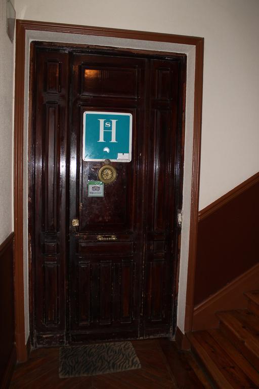 Hostal Graciela Madrid Ngoại thất bức ảnh