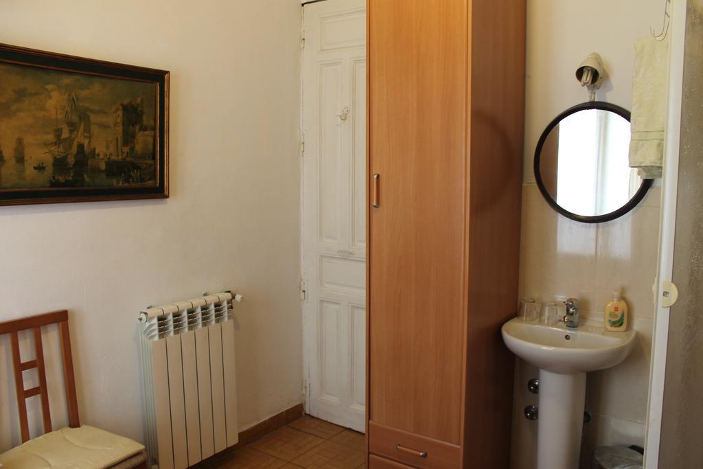 Hostal Graciela Madrid Phòng bức ảnh