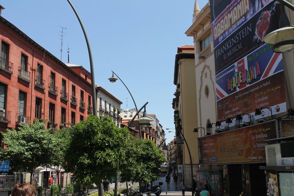 Hostal Graciela Madrid Ngoại thất bức ảnh